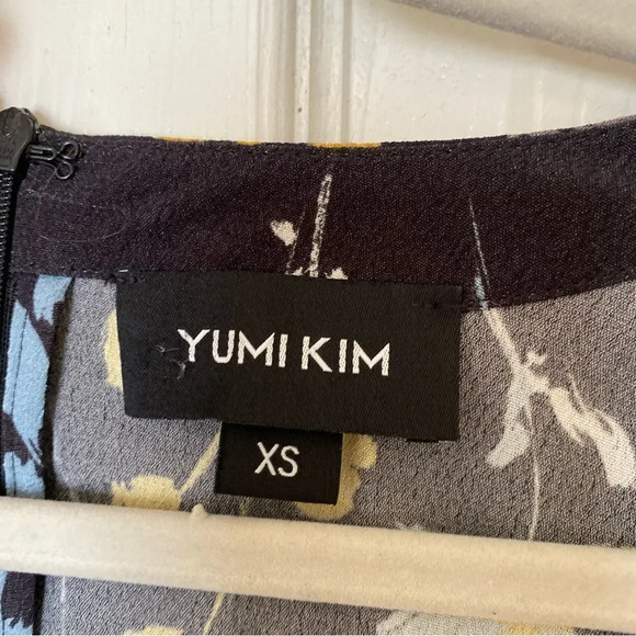 YUMI KIM Love Triangle Liz Romper Floral Faux Wrap V Neck Black Size Extra Small - Picture 5 of 8